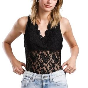 Buckle BKE Black Sleeveless Lace Bodysuit Cutout Sheer Lace V-Neck Size Large